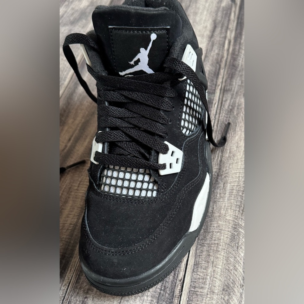 Nike Air Jordan 4 Retro White Thunder/Black Suede Sneakers 4.5 Y - Picture 3 of 10